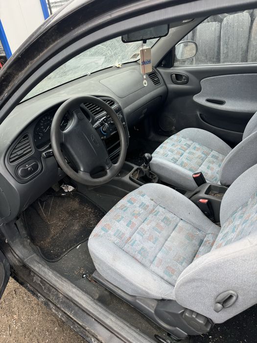 Daewoo lanos 1.3 75к.с на части