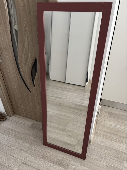Oglinda 140*40 - cadru roșu