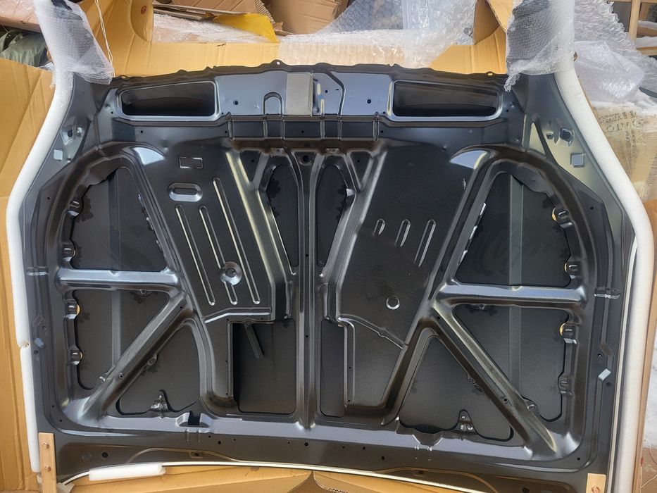 Капот  Toyota  Prado 120