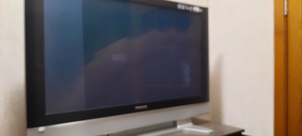 Телевизор плазменный Panasonic