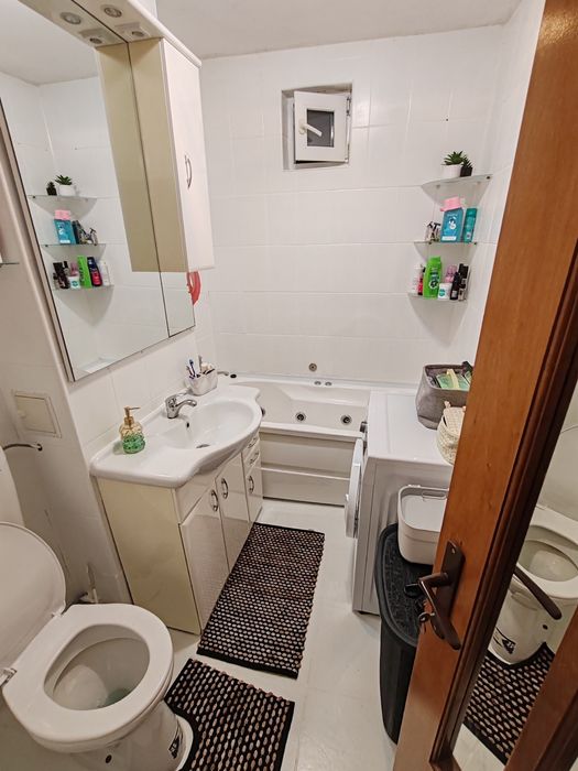 Apartamemt 2 camere ,etaj 3 ,,Gherla"
