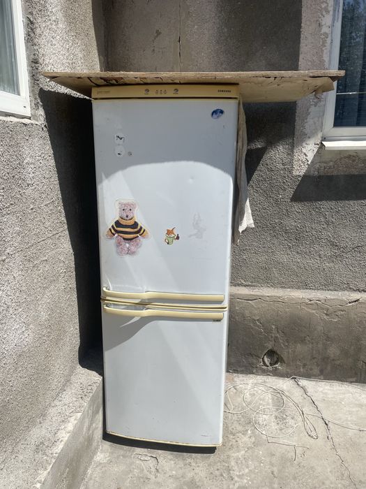 Холодильник samsung