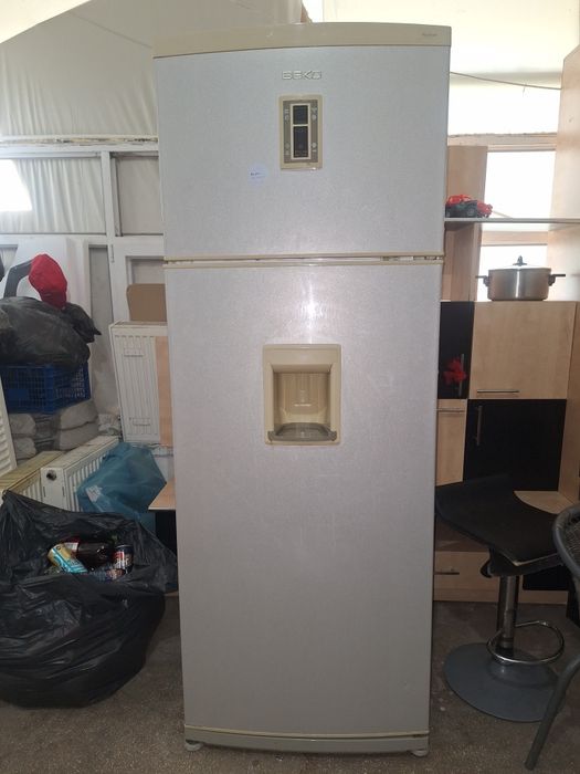 Vand frigider beko