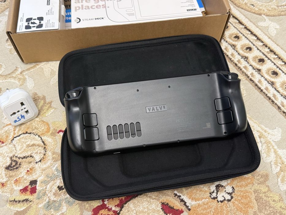 Steam Deck LCD 256gb EAC идеальное состояние