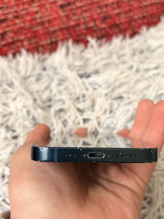 Vand iPhone 14 128gb 77% Baterie