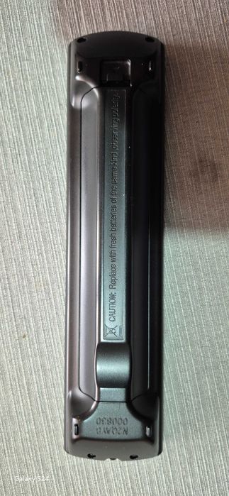 Телевизор Смарт 43 инча Панасоник.