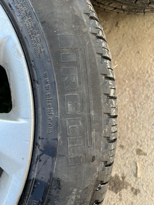 Продавам джанти с гуми Pirelli r19 255/50/19 5.112