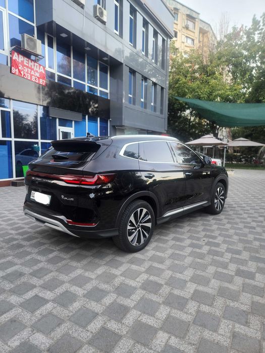 BYD Chempion EV 605