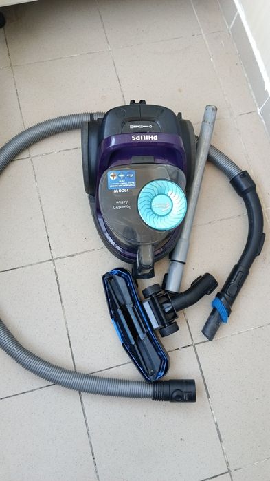 Пылесос Philips 1900watt