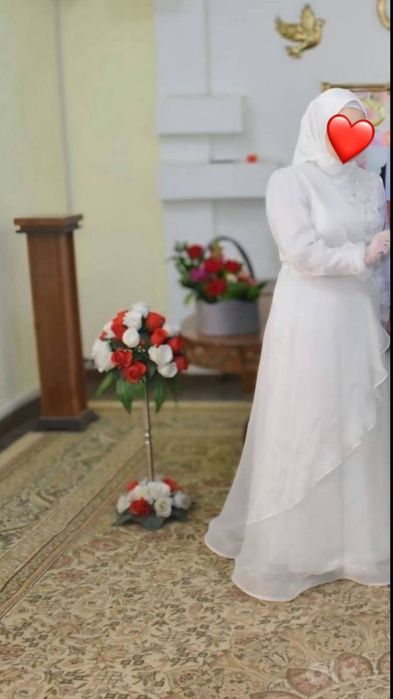 Келинлик либослари,  пасти янги,  холати аъло