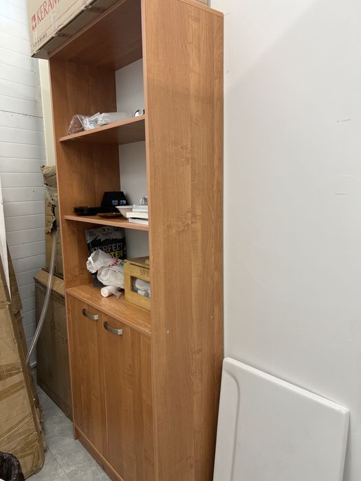 Продам шкаф офисный