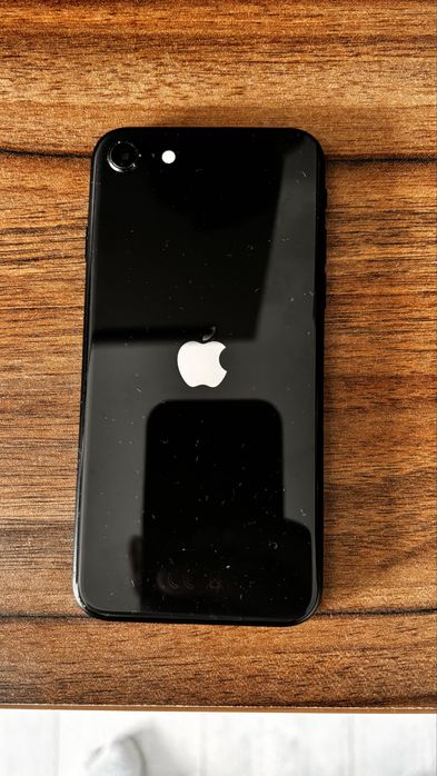 Iphone se 2020 in stare buna