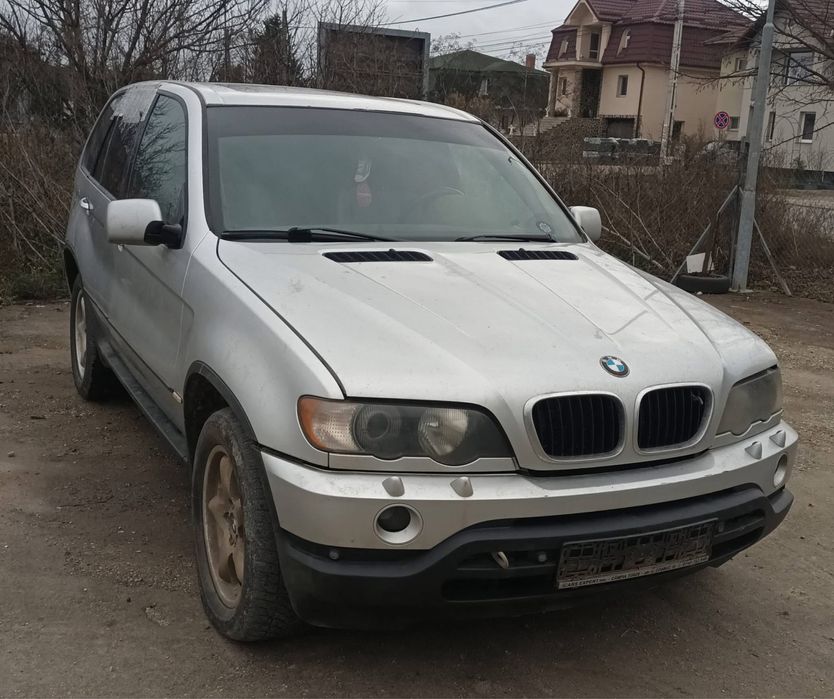 Dezmembrez Bmw X5 3.0d