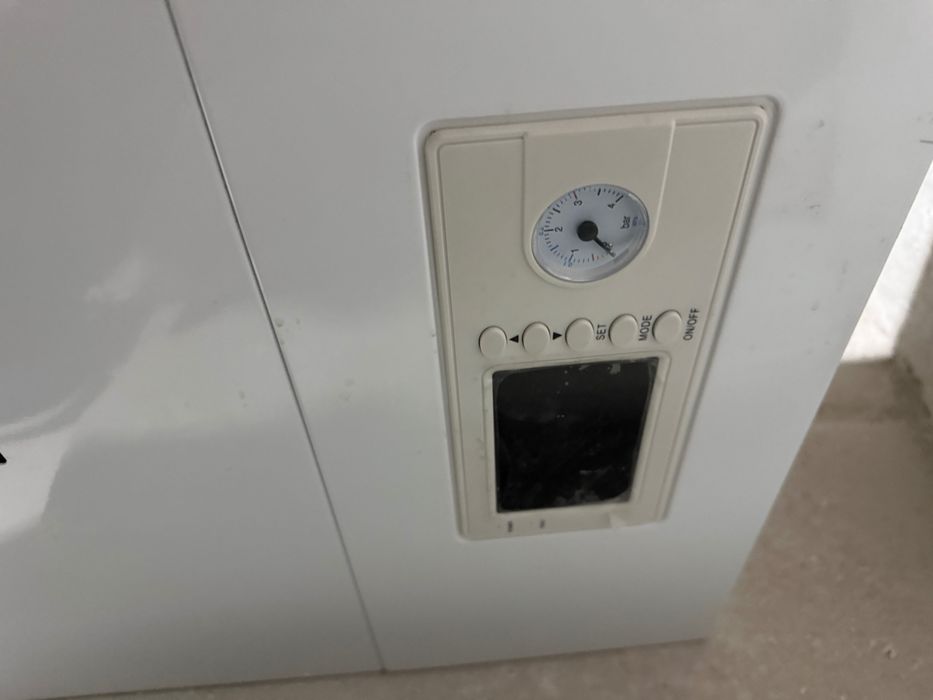 Продам газовый котел UNO новый