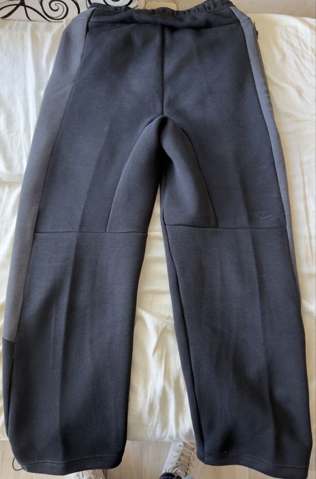 Nike Tech Fleece панталони