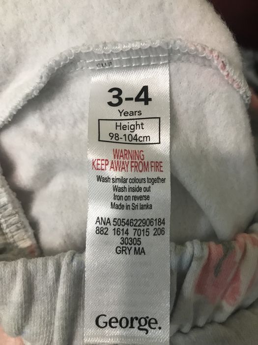 Продам детские вещи девочкоаые