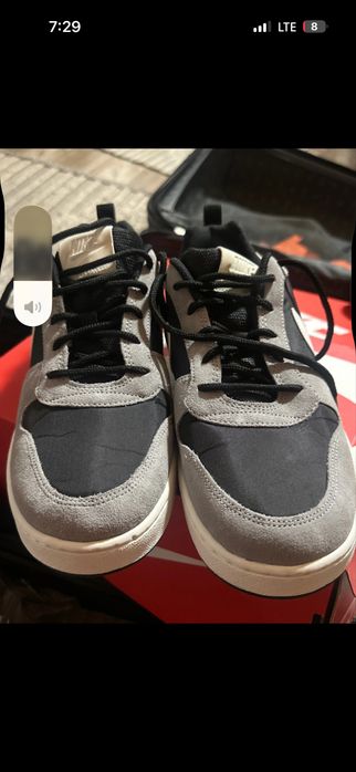 Adidasi nike originalo