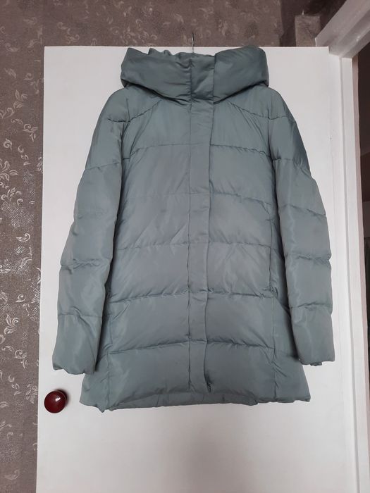 Продам зимний пуховик