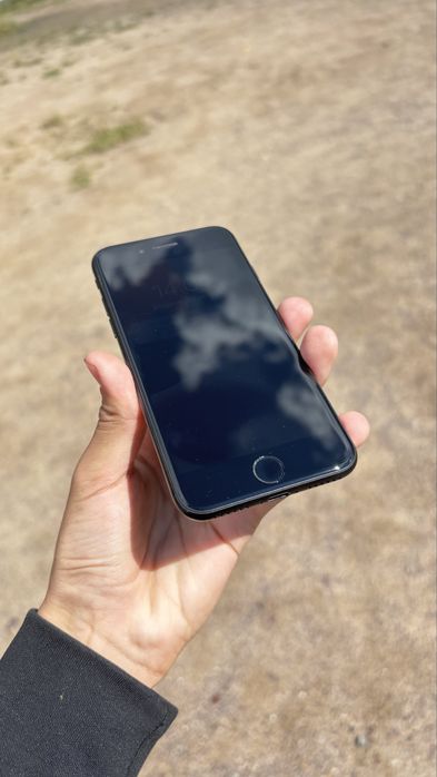 iPhone 7 — 32 ГБ