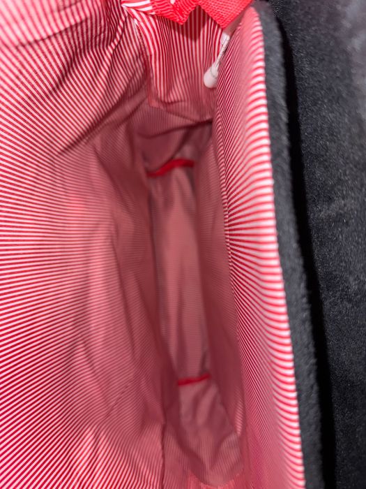 Раница Herschel, Little America