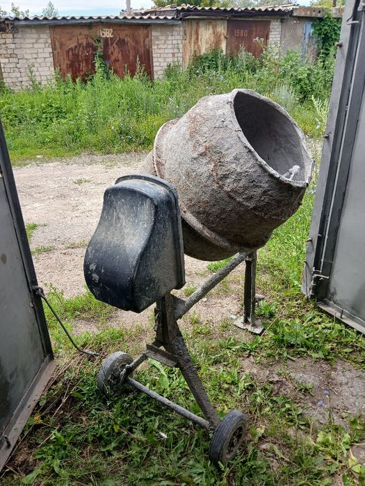 Продается бетономешалка