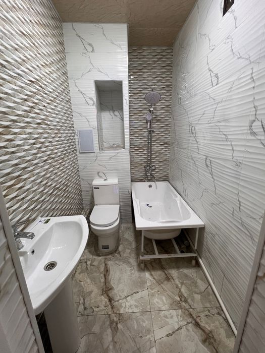 8 этажли бино 3 этаж 3к. 92 кв Фаргона текстиль Бурж аптекаси оркасида