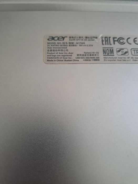Продам ноутбук  ультрабук acer swift 1