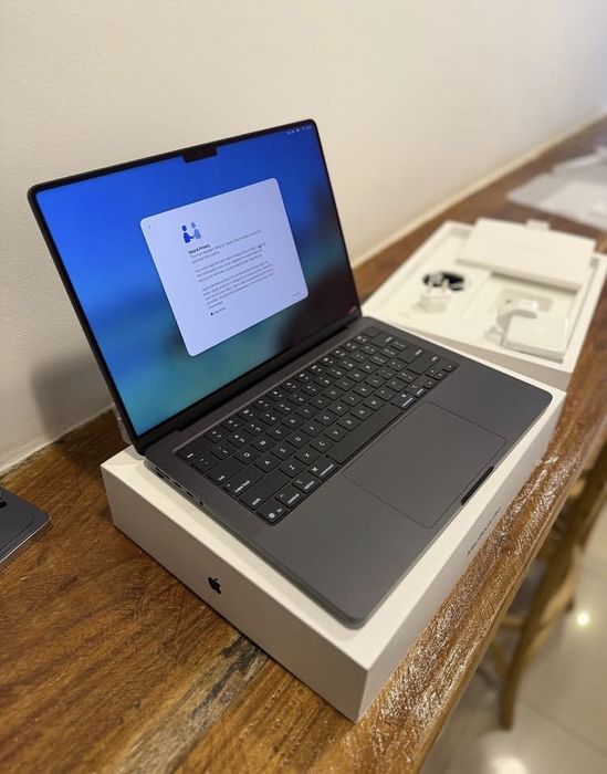 14" Macbook PRO M4  , Procesor M4 PRO  ‼️512 Gb , 24 GB RAM  , NOU