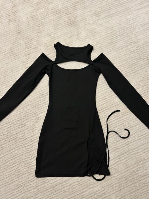 Платье облегающее