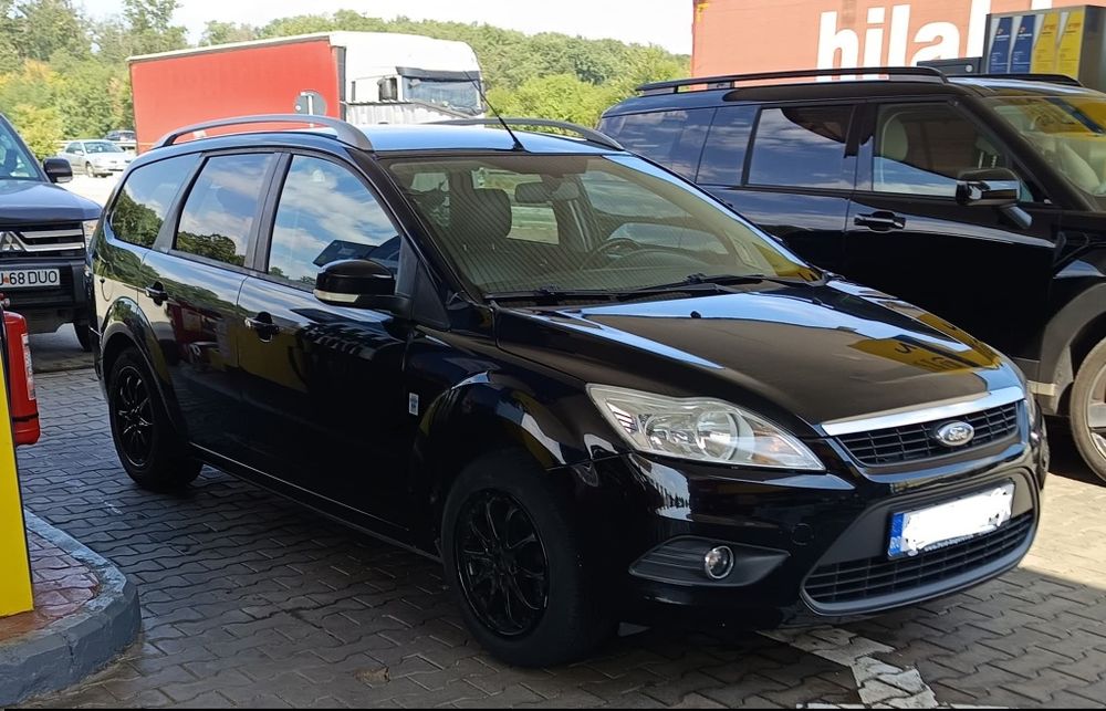 Ford Focus inmatriculat 2010 benzina-1.8, 200.000 km REAli!