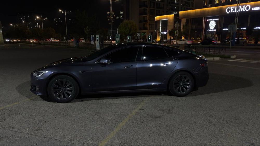 Tesla model s dual motors long range