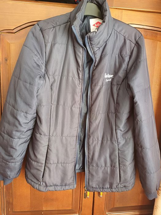 Мъжко юнешко яке.