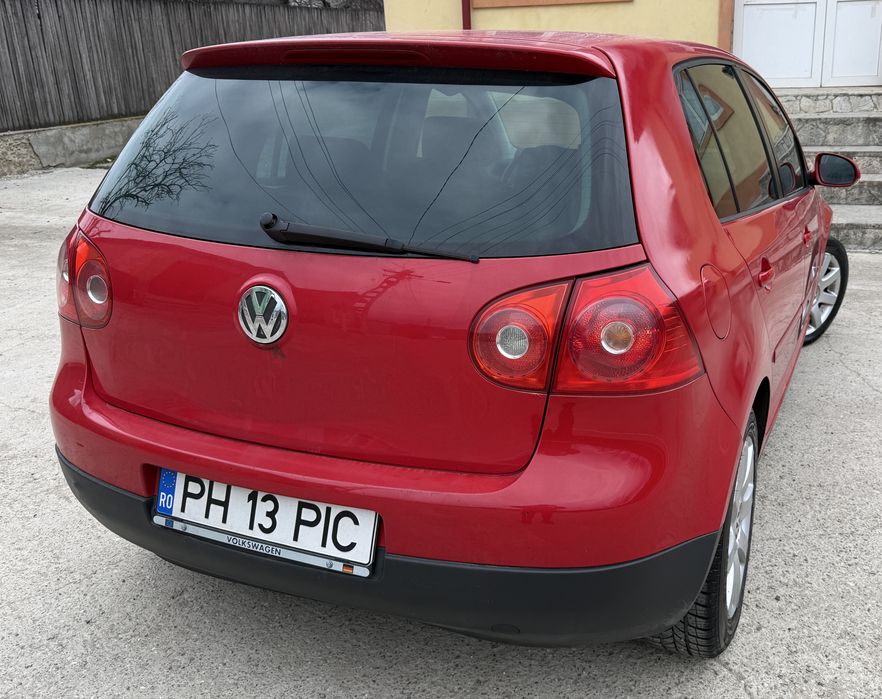Se vinde golf 5