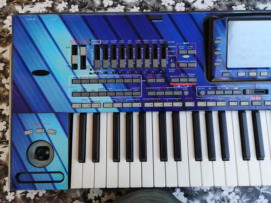 KORG PA3x 61 клавиша