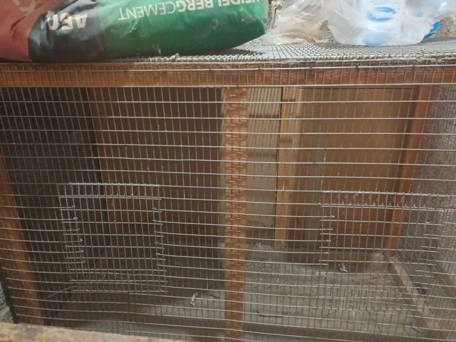 Клетка для птиц.