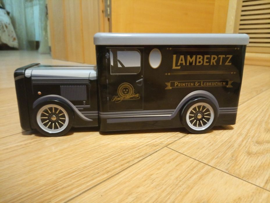 Машины Lambertz из-под пряников