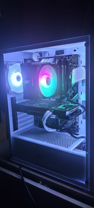 гейминг компютър