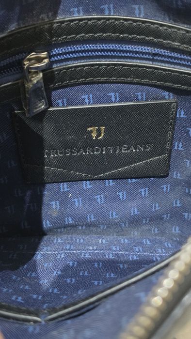 Продам барсетку Trussardi Jeans