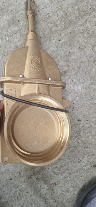 Cupla vidanja 6 toli redusă la 4 toli import Italia se poate trimite p