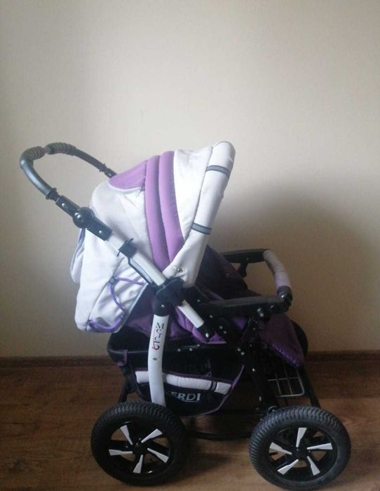 Коляска с корзиной для ребенка