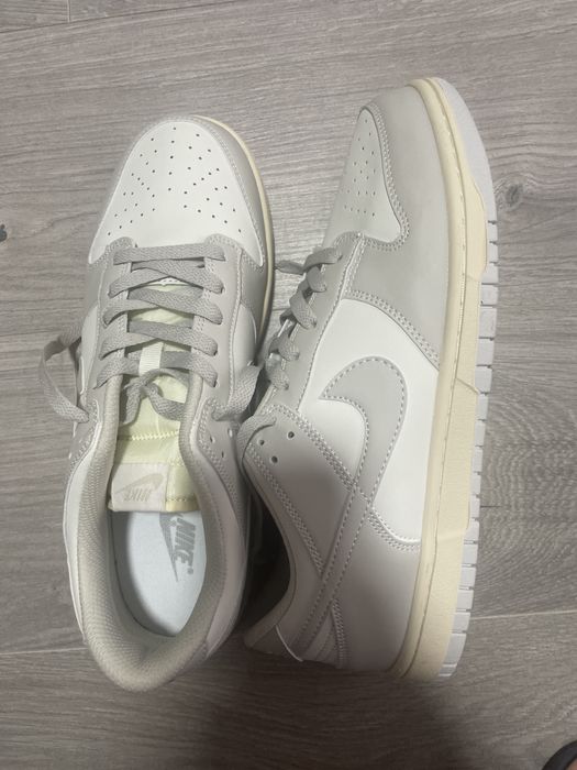 Nike dunk bone white