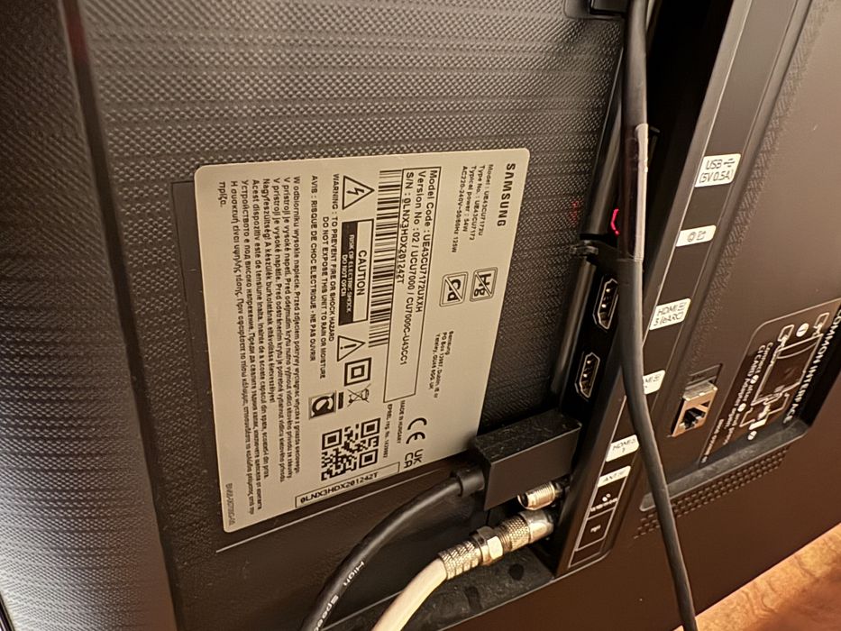 Vand televizor samsung smart 4k 108 cm in garantie