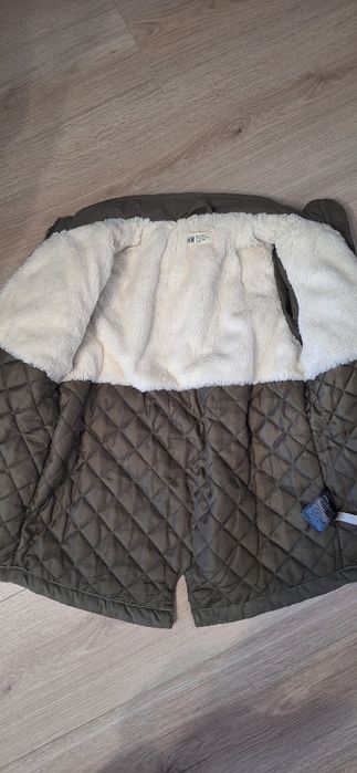 Детско зимно яке H&M 6-7 години.