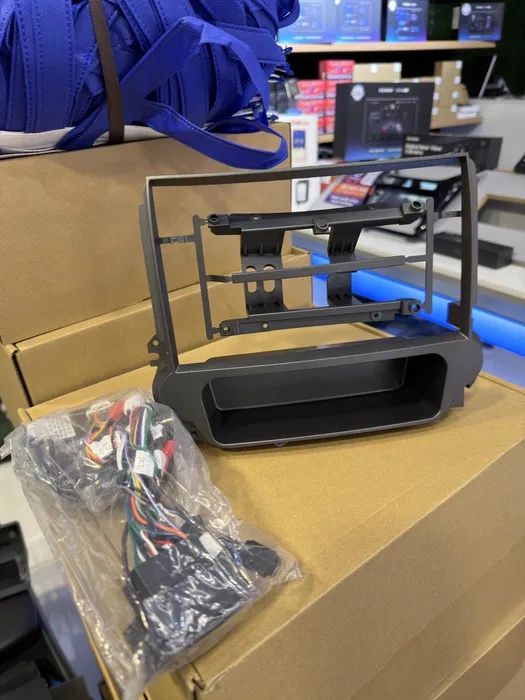 Teyes monitor uchun  malibu 1 ramka  kabel kan bilan original