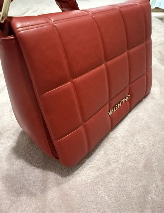 Чанта valentino бовя