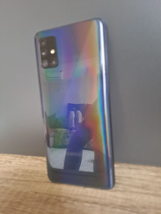 Продам SAMSUNG   A51