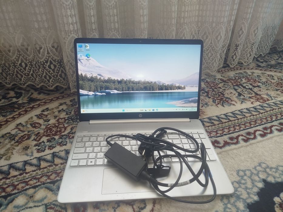 Kompyuter sotiladi 270$