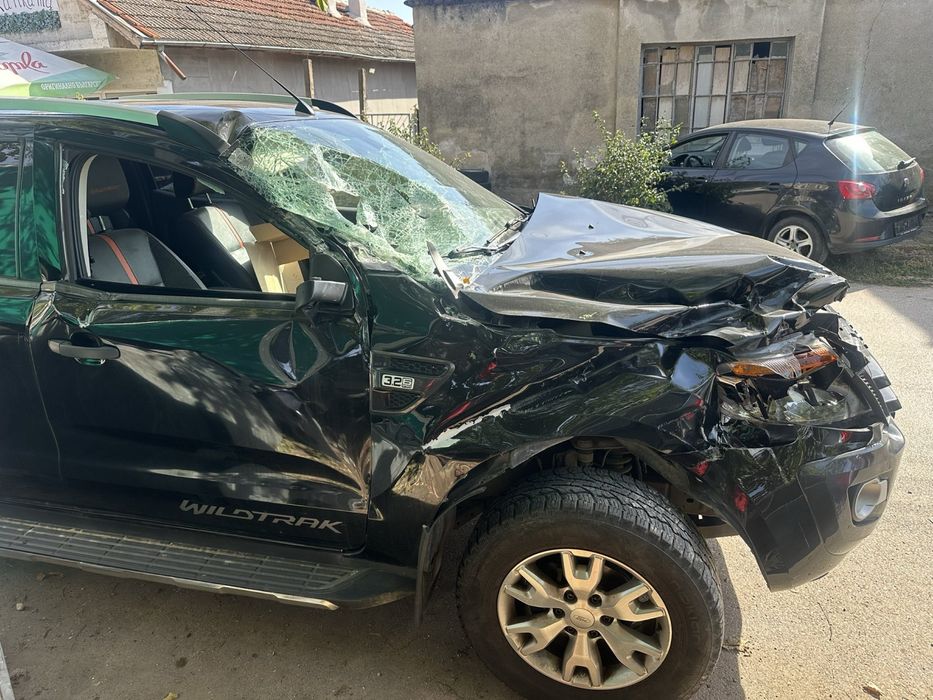 Форд рейнджър на части