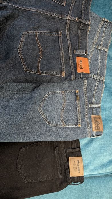 Blugi mărimea W42/L34 Lee, Wrangler, Mustang