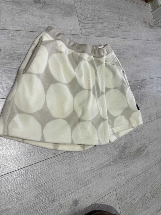 Костюм для девочки Uniqlo 10-11 лет